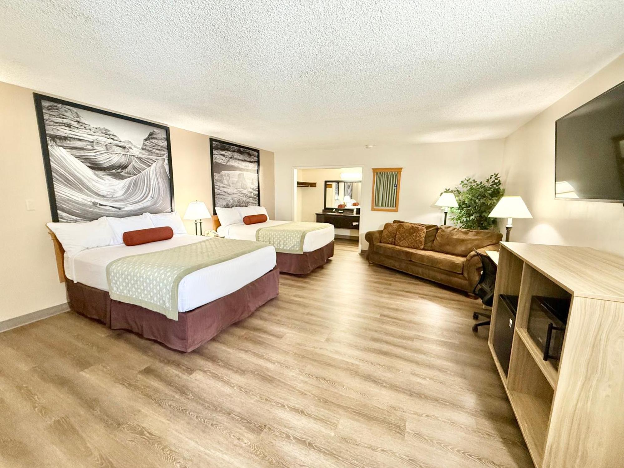 Hotel Super 8 By Wyndham Salina/Scenic Hills Area Zewnętrze zdjęcie